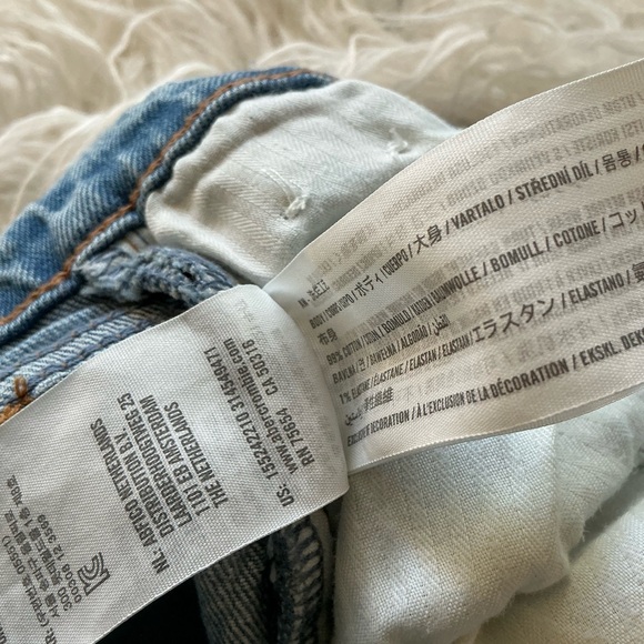 Abercrombie The 90s‎ Straight Ultra High Rise Jeans - Picture 3 of 4